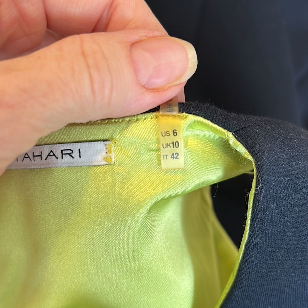 T Tahari navy blue sheath w/print band green & blue zipper & green lining - Picture 13 of 15
